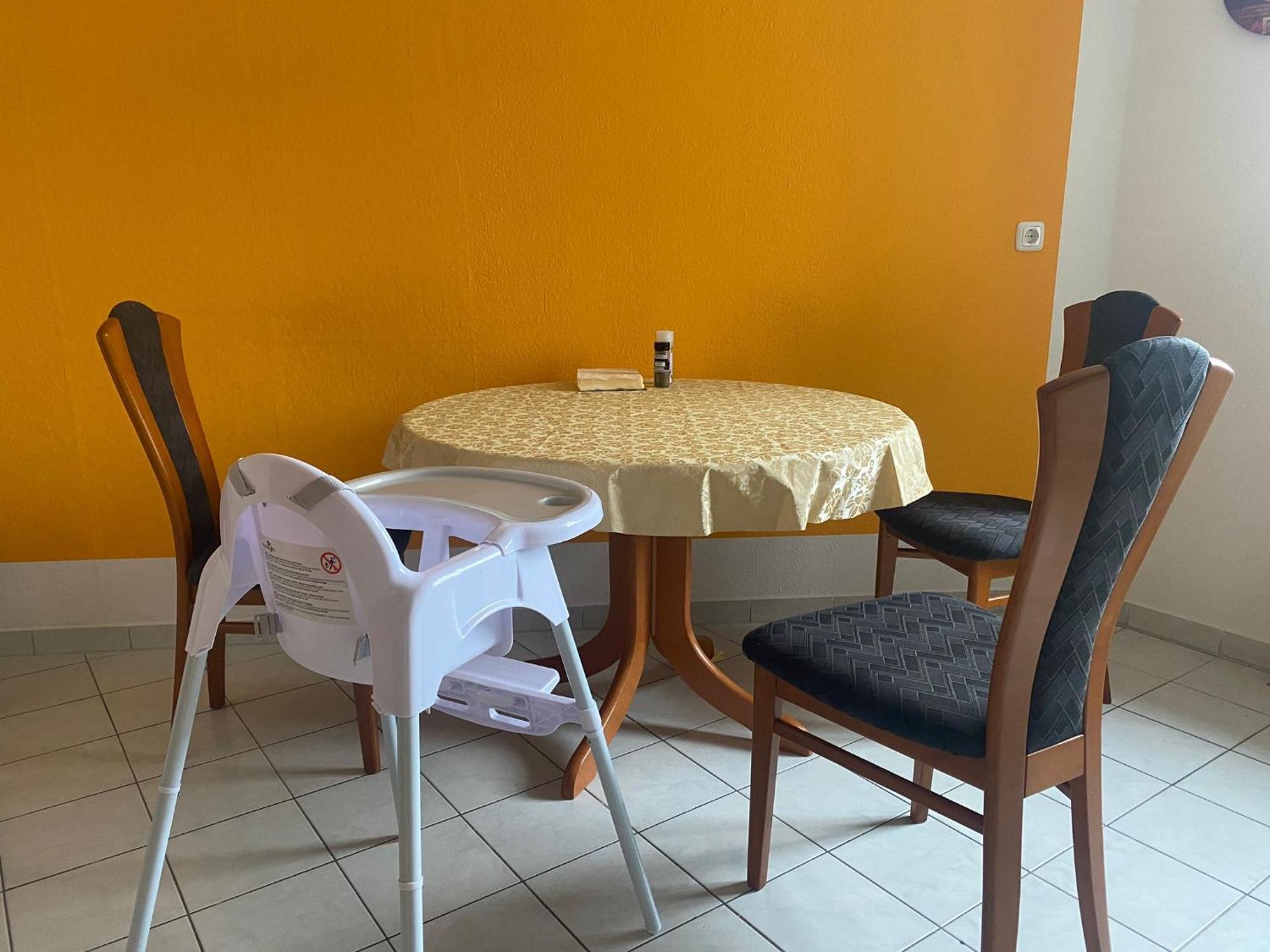 Fewo "Franzi" 5 Personen, Zentrale Lage, Parkplatz Dessau-Rosslau Exterior photo